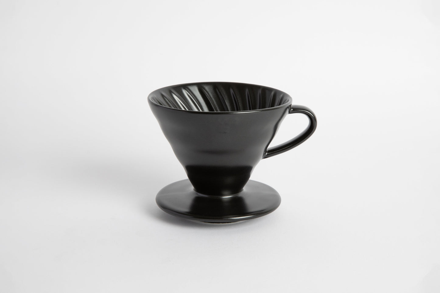 V60 Ceramic Coffee Dripper – Made in Japan