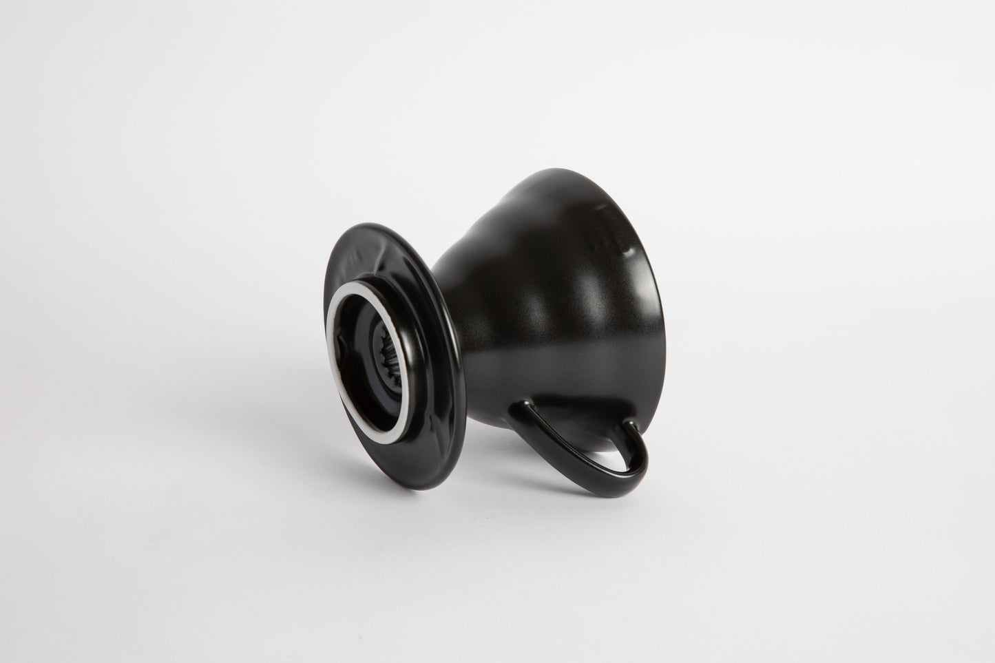 V60 Ceramic Coffee Dripper – Made in Japan