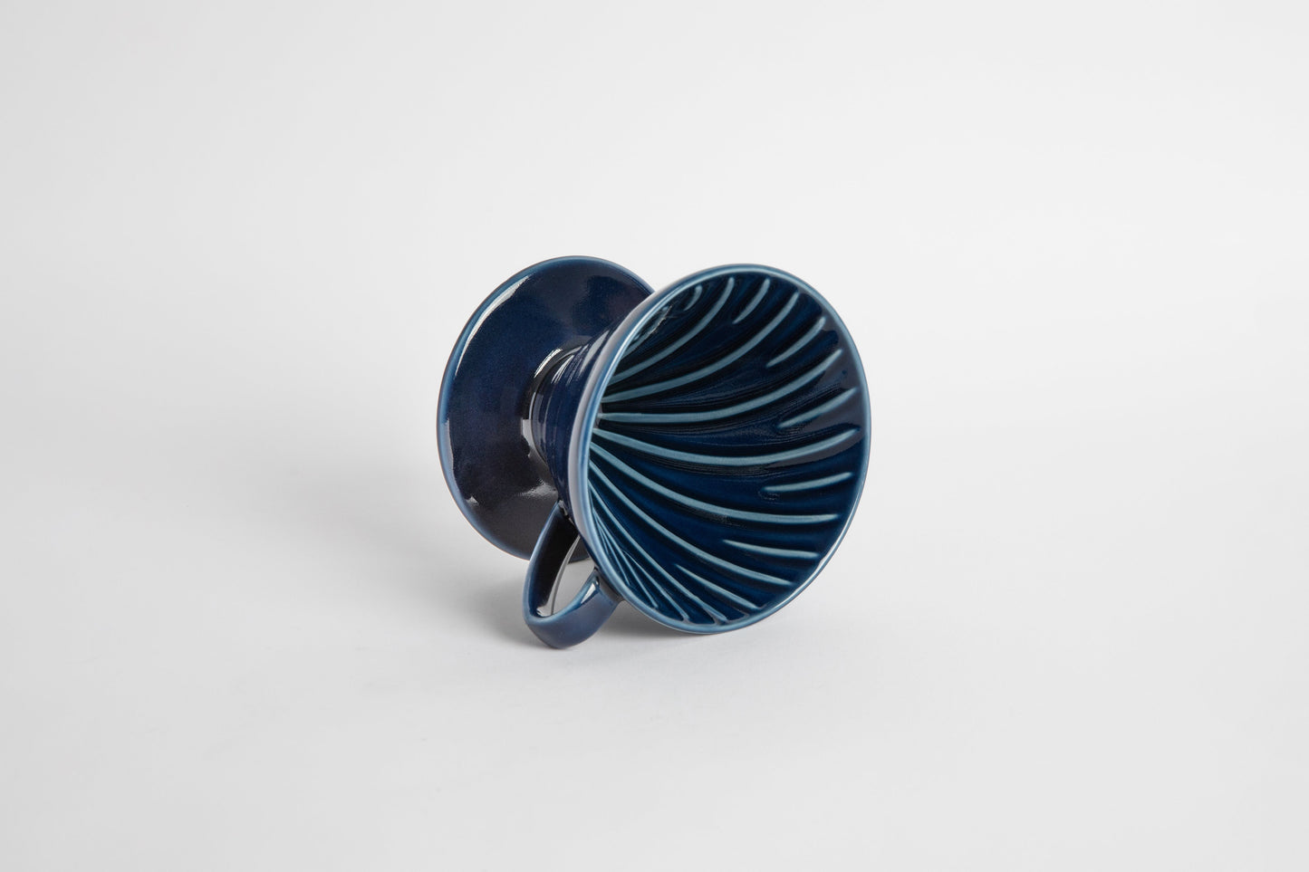 V60 Ceramic Coffee Dripper – Made in Japan